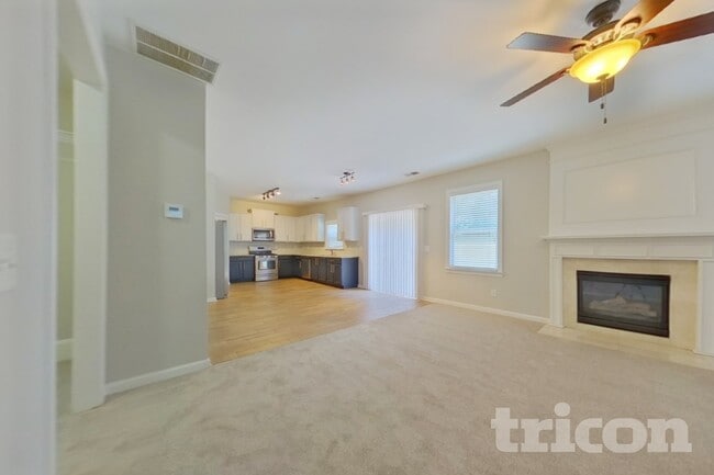 Photo - 3535 Arbroath Dr