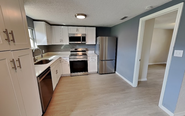 Photo - 502 Dunbar Ave