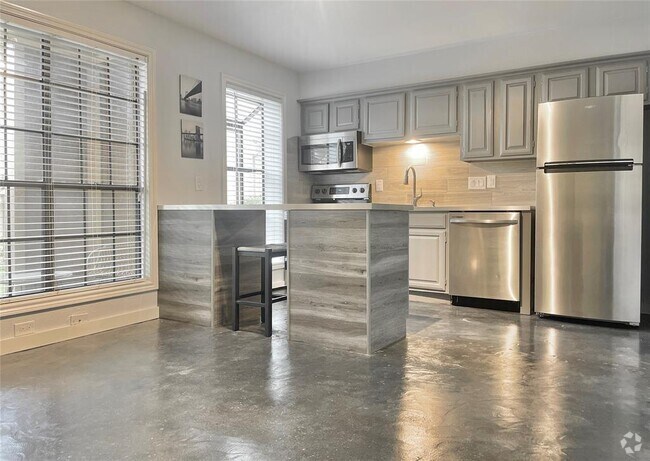 Building Photo - 1311 Antoine Dr Unit 199 Rental