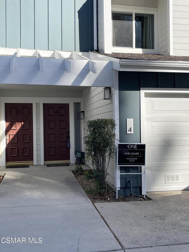 Photo - 18125 Andrea Cir S Townhome