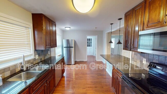 Photo - 4597 Coach Hill Dr