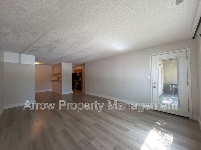 Photo - 2344 N 44th St Unit 19