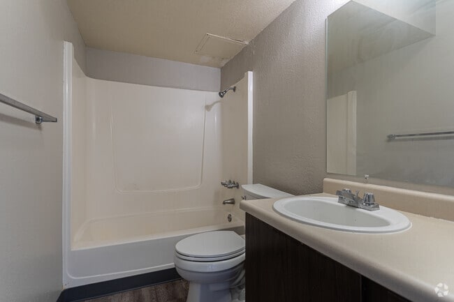 Photo - Grove Apartments