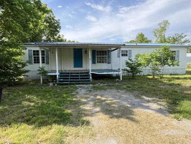 Photo - 15784 Sumac Rd House
