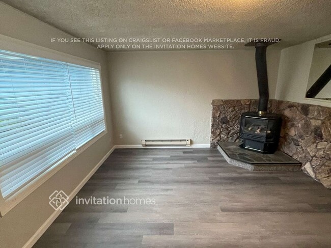 Photo - 1425 63rd St SE