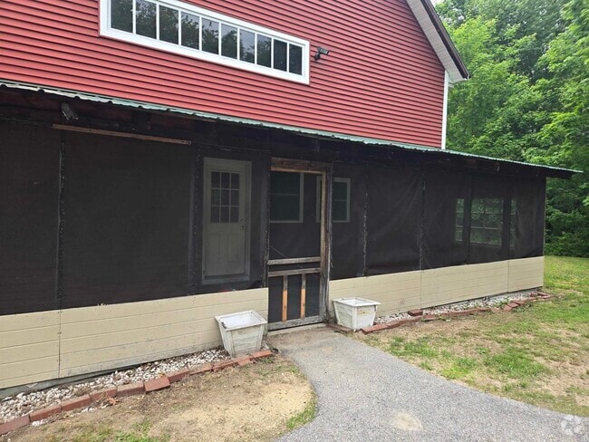 Building Photo - 129 Bow Bog Rd Unit 3 Rental