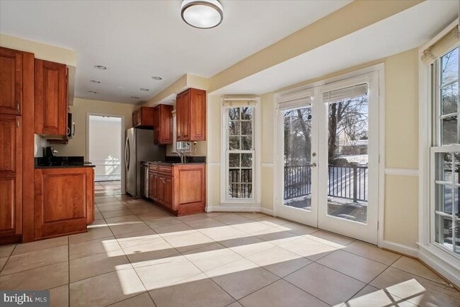 Photo - 1221 Forestville Dr