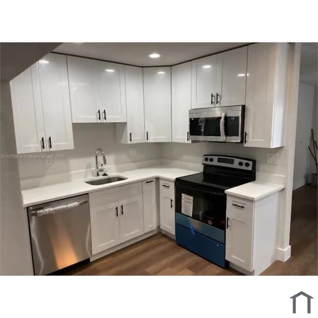 Photo - 5311 NE 10th Ave