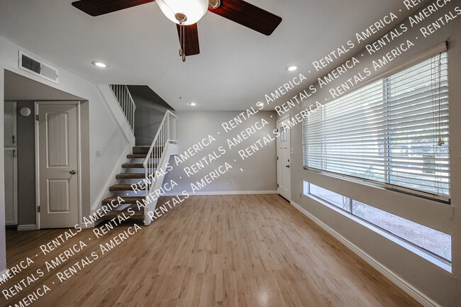 Photo - 1052 S San Jose