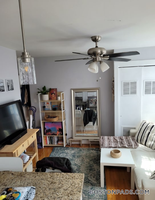 Photo - 28 Fleet St Unidad 25