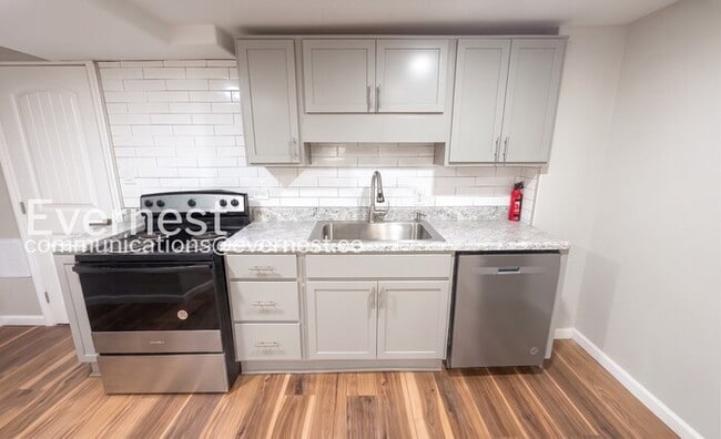 Photo - 1348 41st Street Ensley Unit b