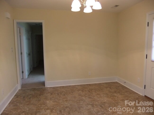 Photo - 1459 Legion Rd