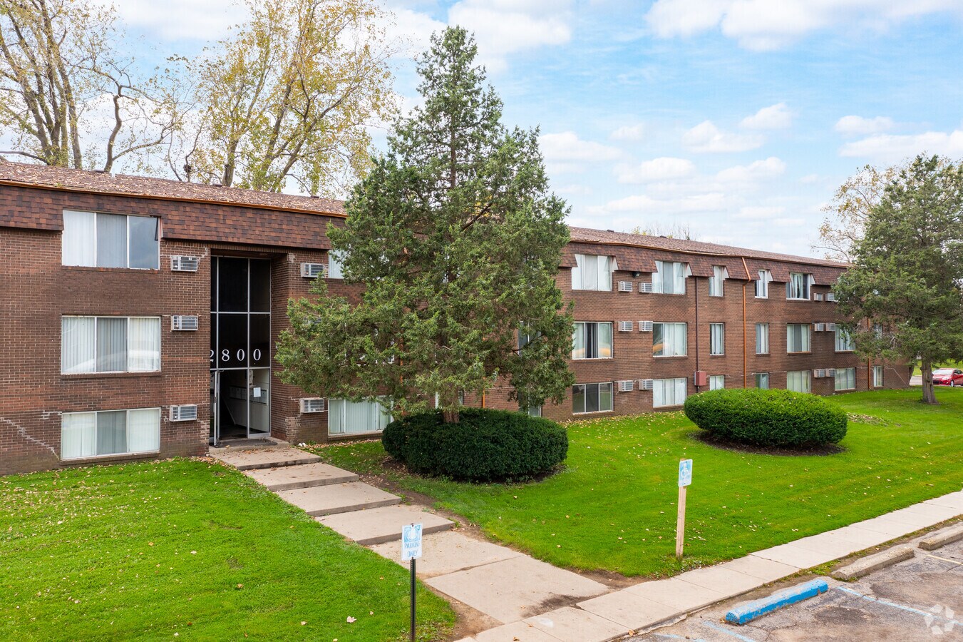 Photo - Chestnut Hills