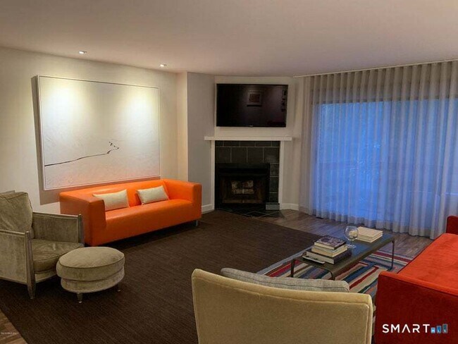 Photo - 213 River Rd Ext Unit 1