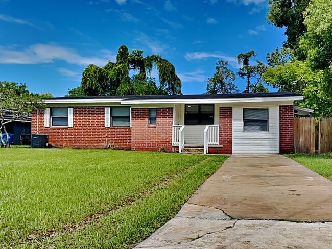 Building Photo - 2511 Green Oak Dr Rental
