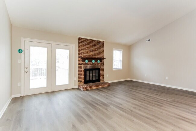 9616 Kent Village Dr