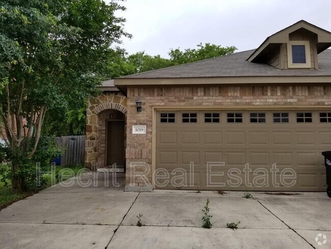 Building Photo - 1023 Brown Rock Dr Rental