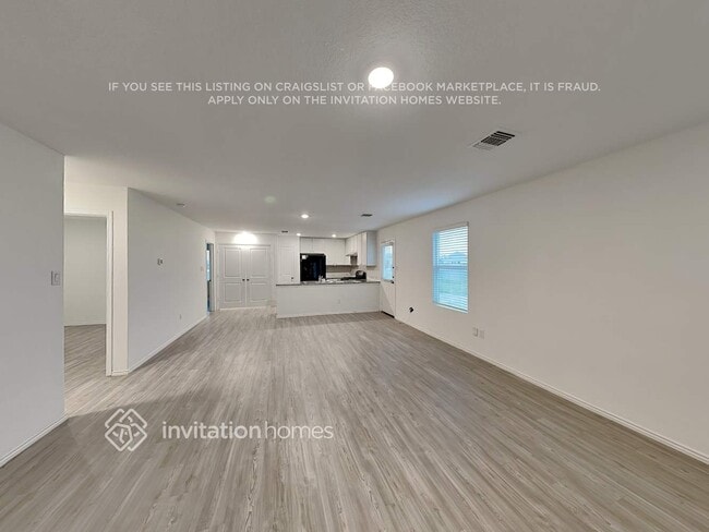 Photo - 6558 Runaway Row