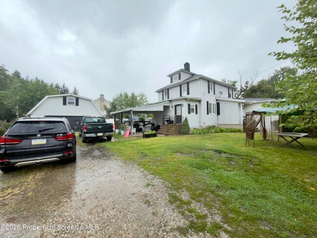 Photo - 536 Moosic Rd