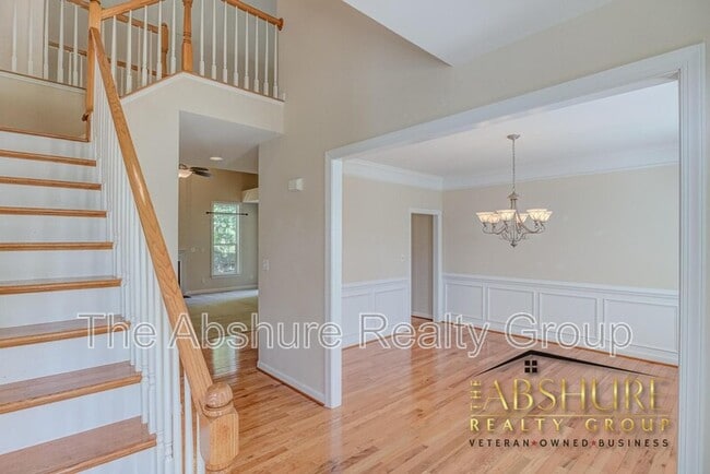 Photo - 1410 Fairfax Woods Dr
