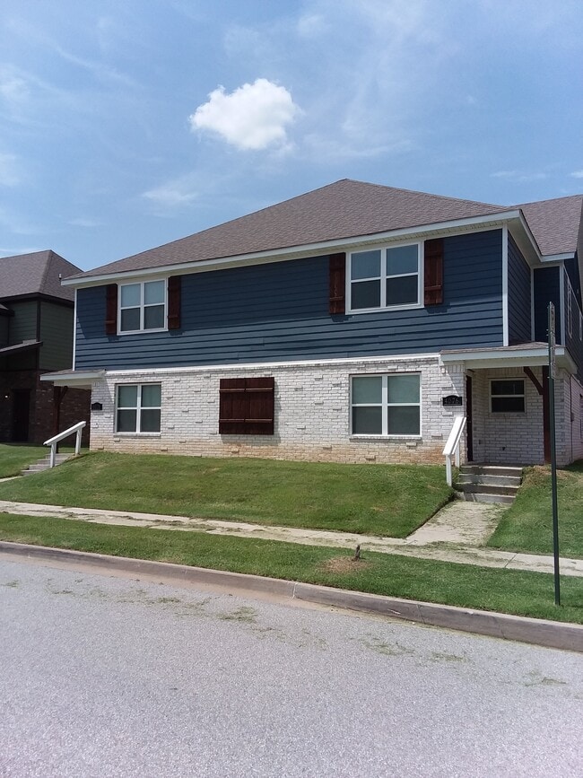 4076 W Santa Maria Ln Unidad Charming 3 Bed 3.5 Bath T