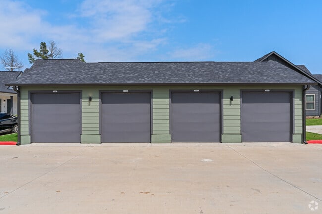 Detached Garage