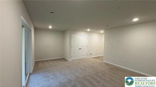8209 Brodie Ct