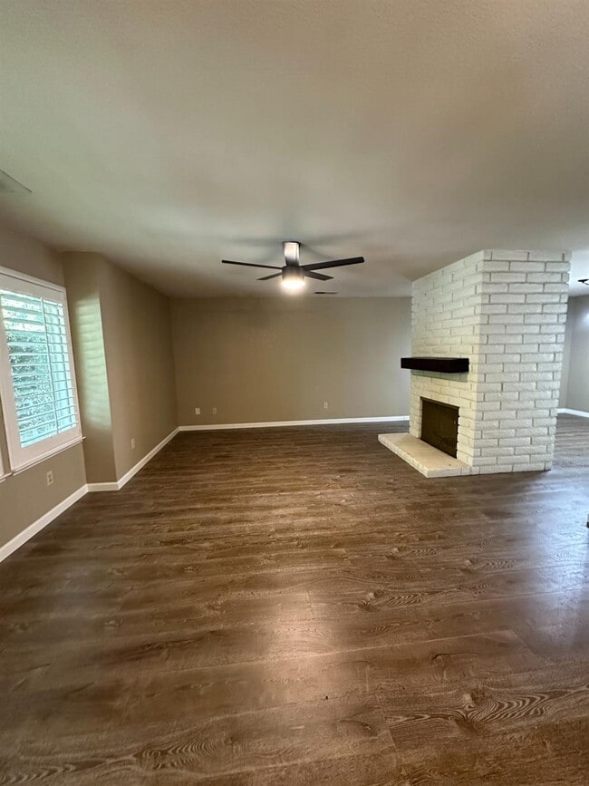 Photo - 5072 N Forkner Ave