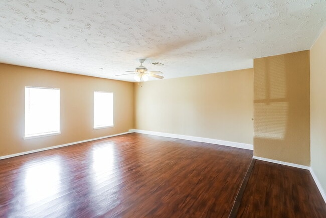 Photo - 13427 Boonway Dr