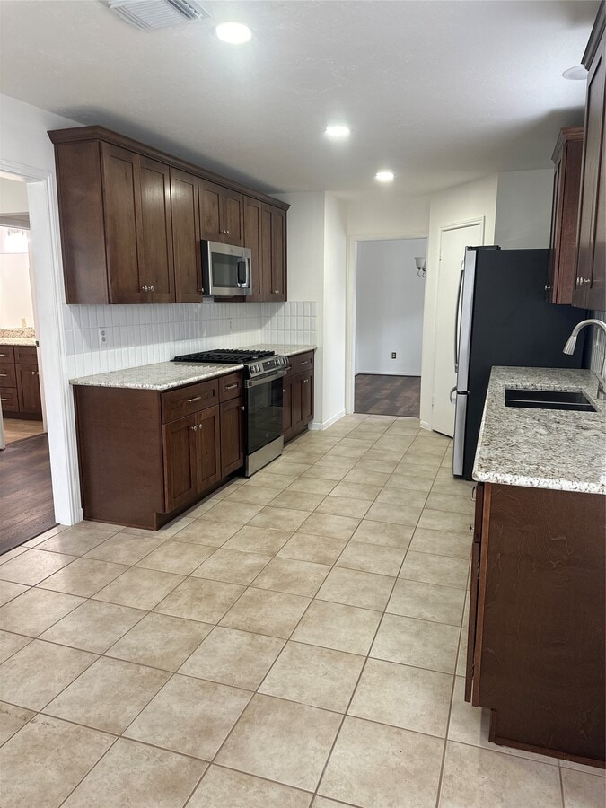 Photo - 16506 Canario Dr