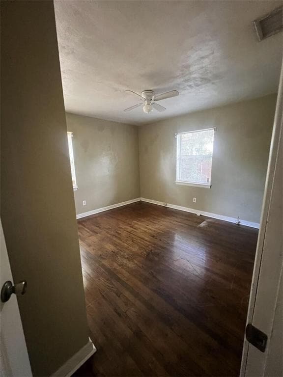 Photo - 716 Pinehill Dr