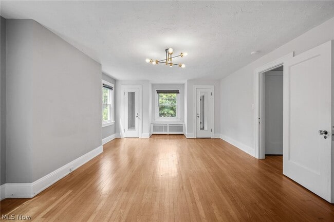 Photo - 2924 Brighton Rd
