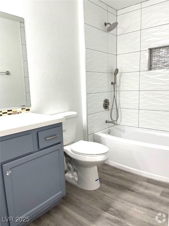 Building Photo - 950 Seven Hills Dr Unit 422 Rental
