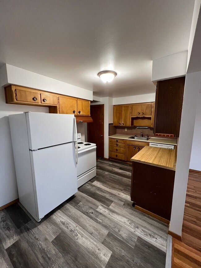 Photo - 311-315 E Fairview Unidad 315