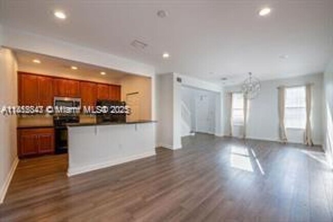 Photo - 109 SW 147th Ter