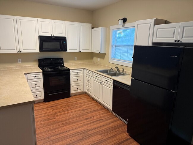 Photo - 755 Old Toomsboro Rd