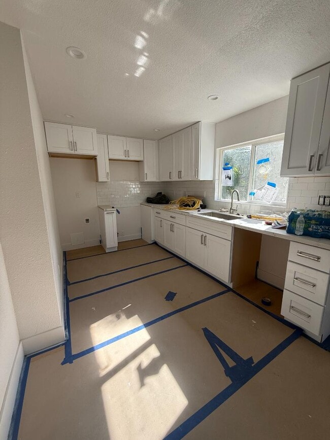 Building Photo - 1839 San Luis Rd Rental