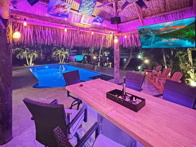 Photo - 280 SE 3rd Ave