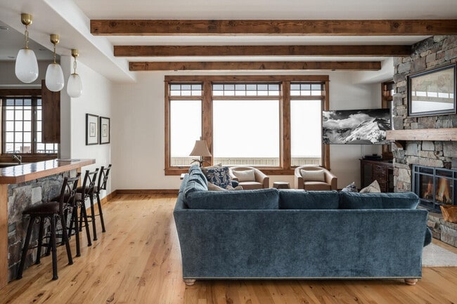 Photo - 12 Silver Star Drive Unit ID1255709P