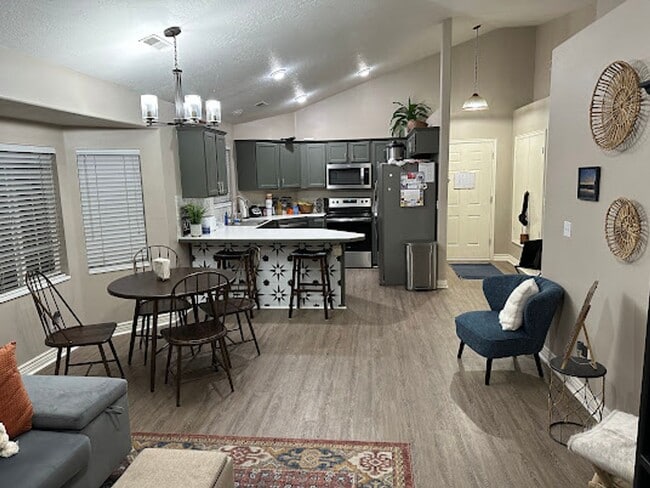 Photo - 2 Bedroom Condo in Orem