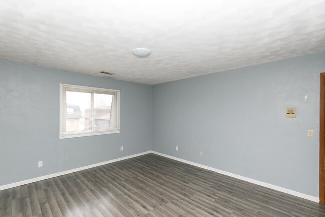 Photo - 3430 Holiday Ct