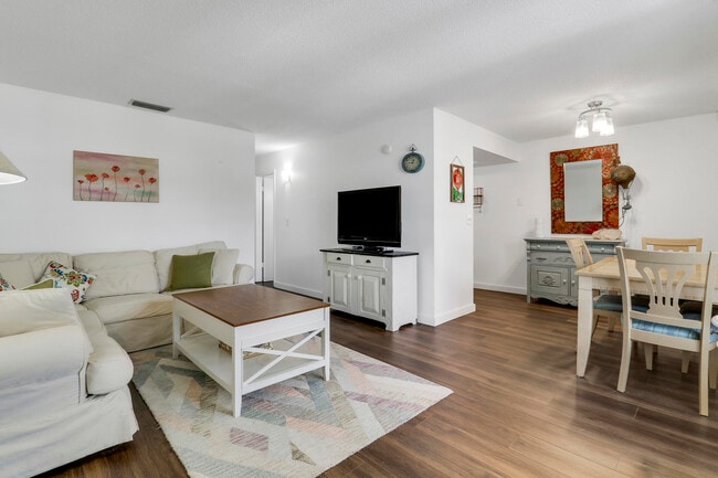 Photo - 2929 SE Ocean Blvd Unit I9