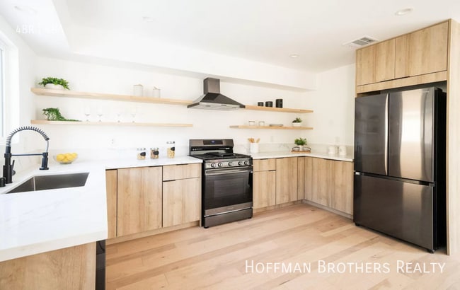 Photo - 2683 Roseview Ave Unidad 1/2