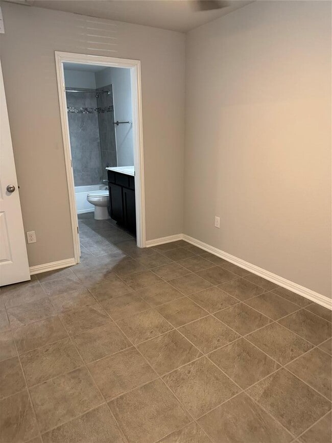 Photo - 331 Ferrule Dr