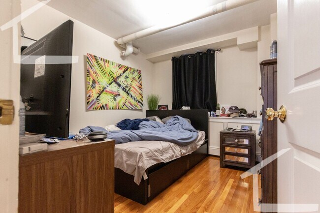 Photo - 11 Glenville Ave