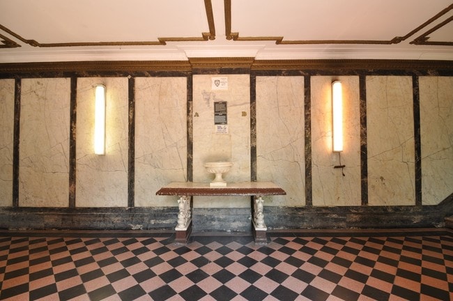 Photo - 3265 Bainbridge Avenue