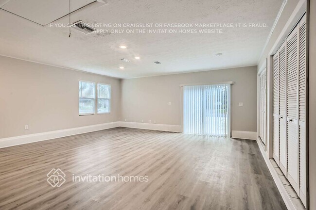 Photo - 11093 Mandarin Station Dr E