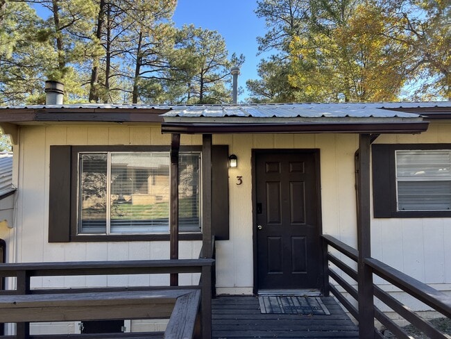 Photo - 100 Apache Hills Dr