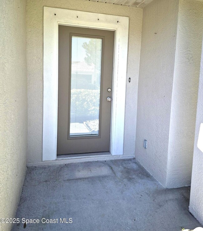 Photo - 2365 Bayhill Dr