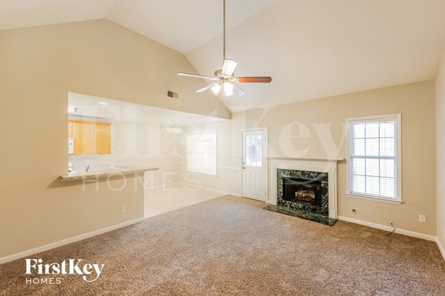 Photo - 146 Hickory Point Dr